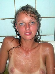 Blue eyed blonde gf shows her perfect